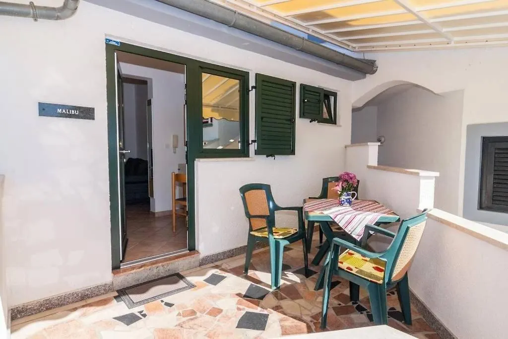 Malibu Apartment Porec
