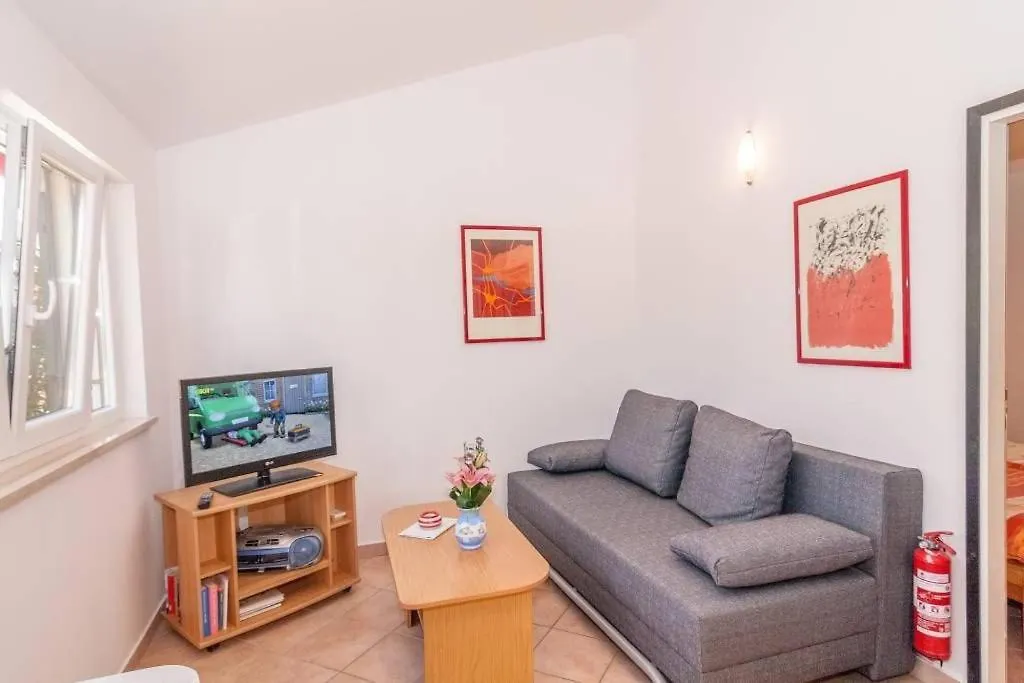 Malibu Apartment Porec